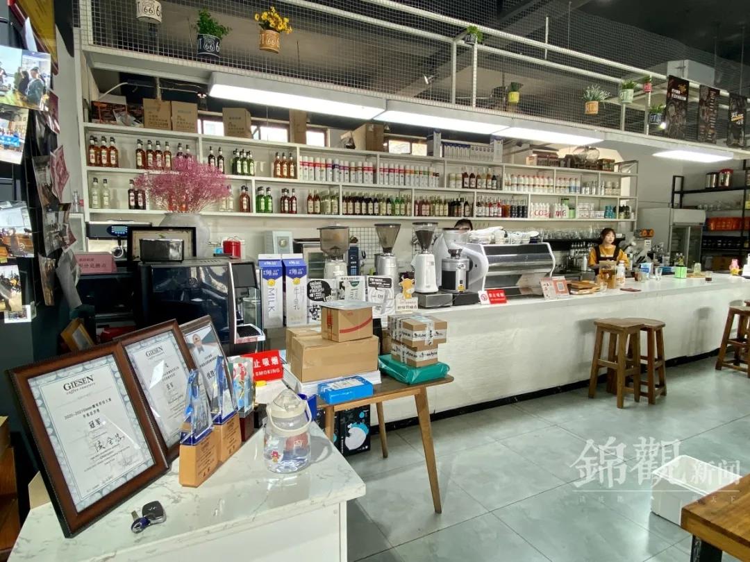 成都，独立咖啡第三城，有一个咖啡文化特色产业街区